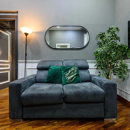 Duomo Luxury Apartment In City Center-3